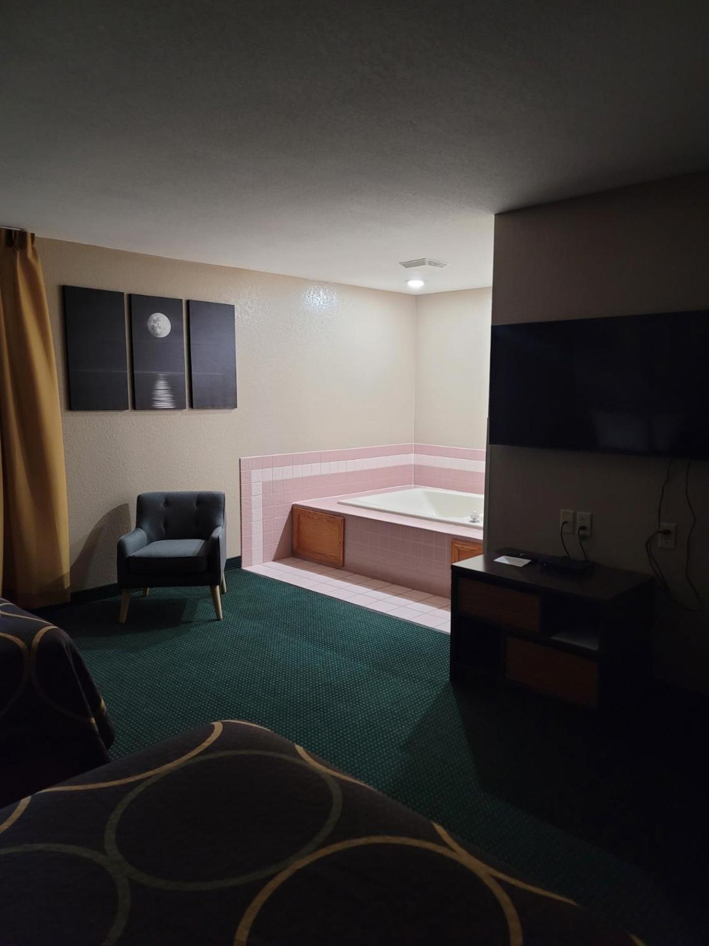 Hotel Super 8 By Wyndham Ionia Mi Exterior foto